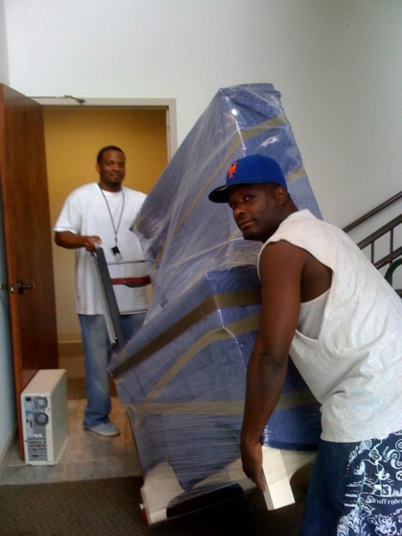 lee-and-tay-with-computer-desk1